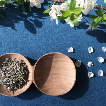 gousse bois bijoux tapas sel et poivre noyer handmade artisanal