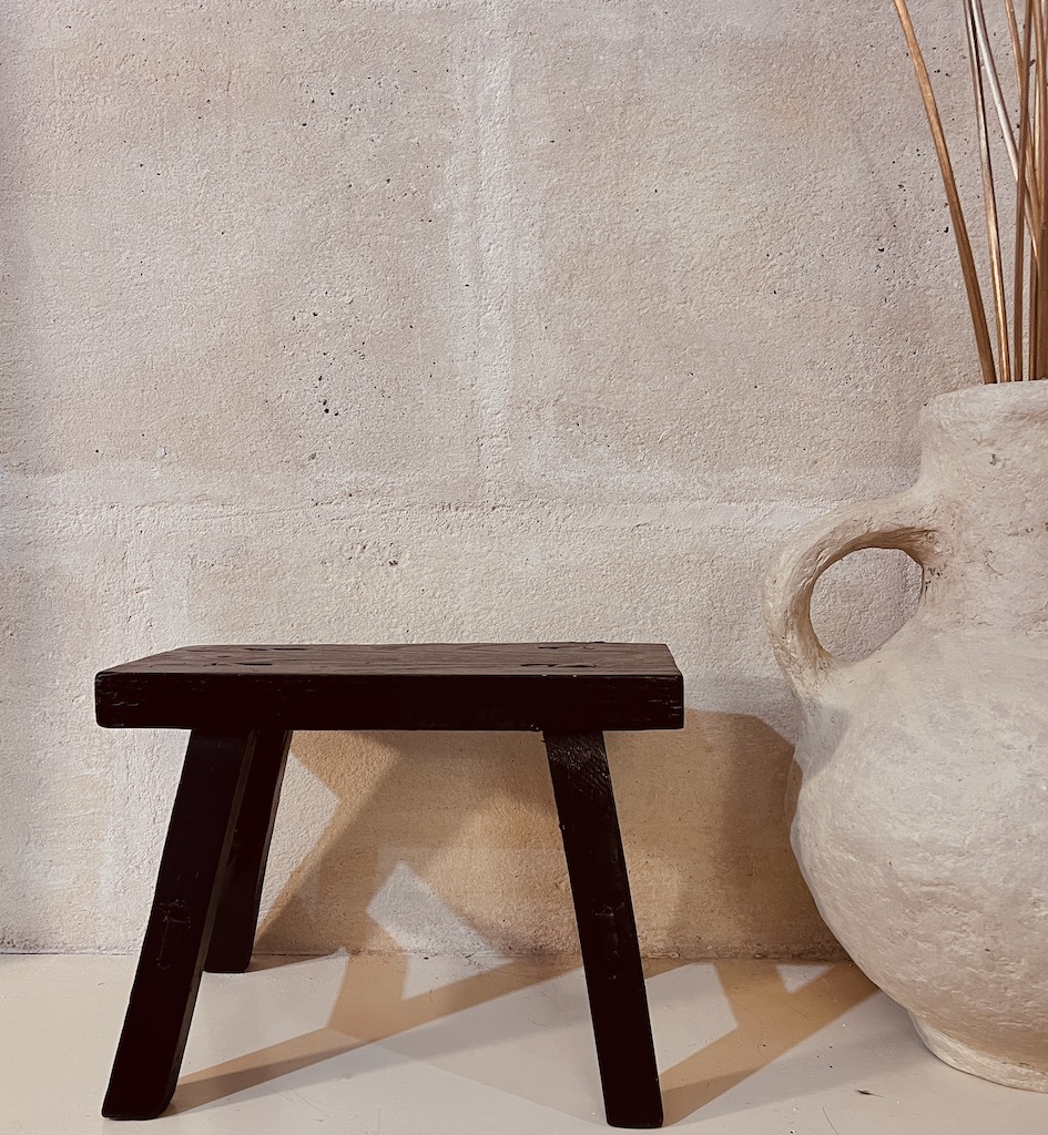 tabouret en orme vintage noire ethnique boheme chic Ma Jungle Family artisanat chine
