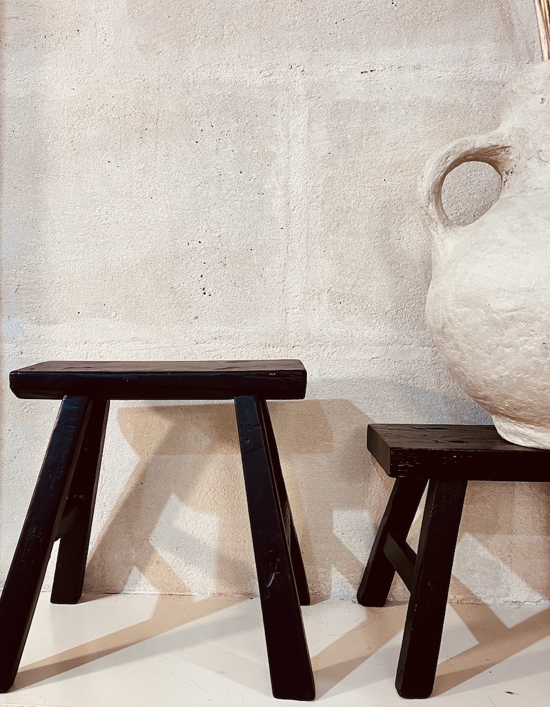 tabouret en orme vintage noire ethnique boheme chic Ma Jungle Family artisanat chine