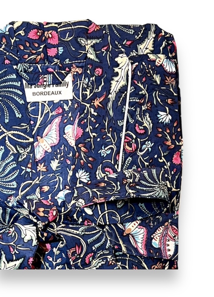 kimono bleu galaxy butterfly papillons fleuri nénuphar vert émeraude fuschia coton blockprint Inde Ma Jungle Family deshabillé