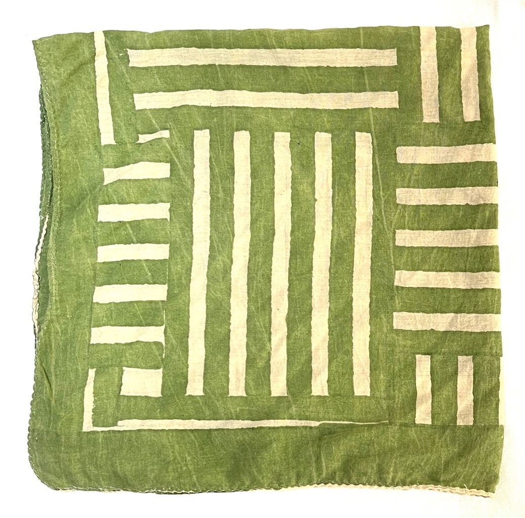 bandana carre foulard en voile de coton fleurs d'hibiscus rouge imprimé blockprint en Inde a Jaipur indien fleurs turquoise rose indien moutarde bleu nuit celadon Ma Jungle Family imprime graphiques moderne rayures kaki