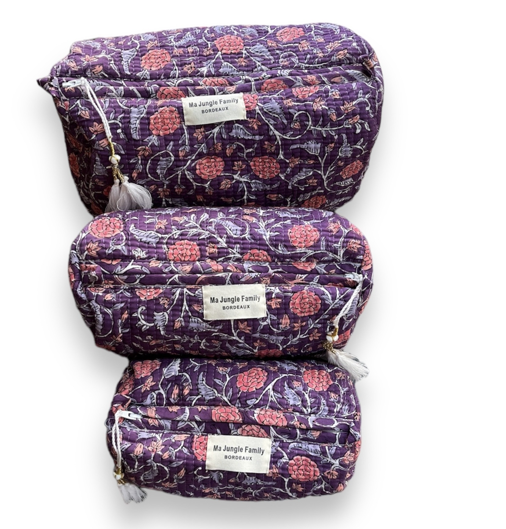 trousse de toilette en coton indien bleu nuit imprime blockprint fleuri matelasse moutarde pompon Jaipur Ma Jungle Family violet