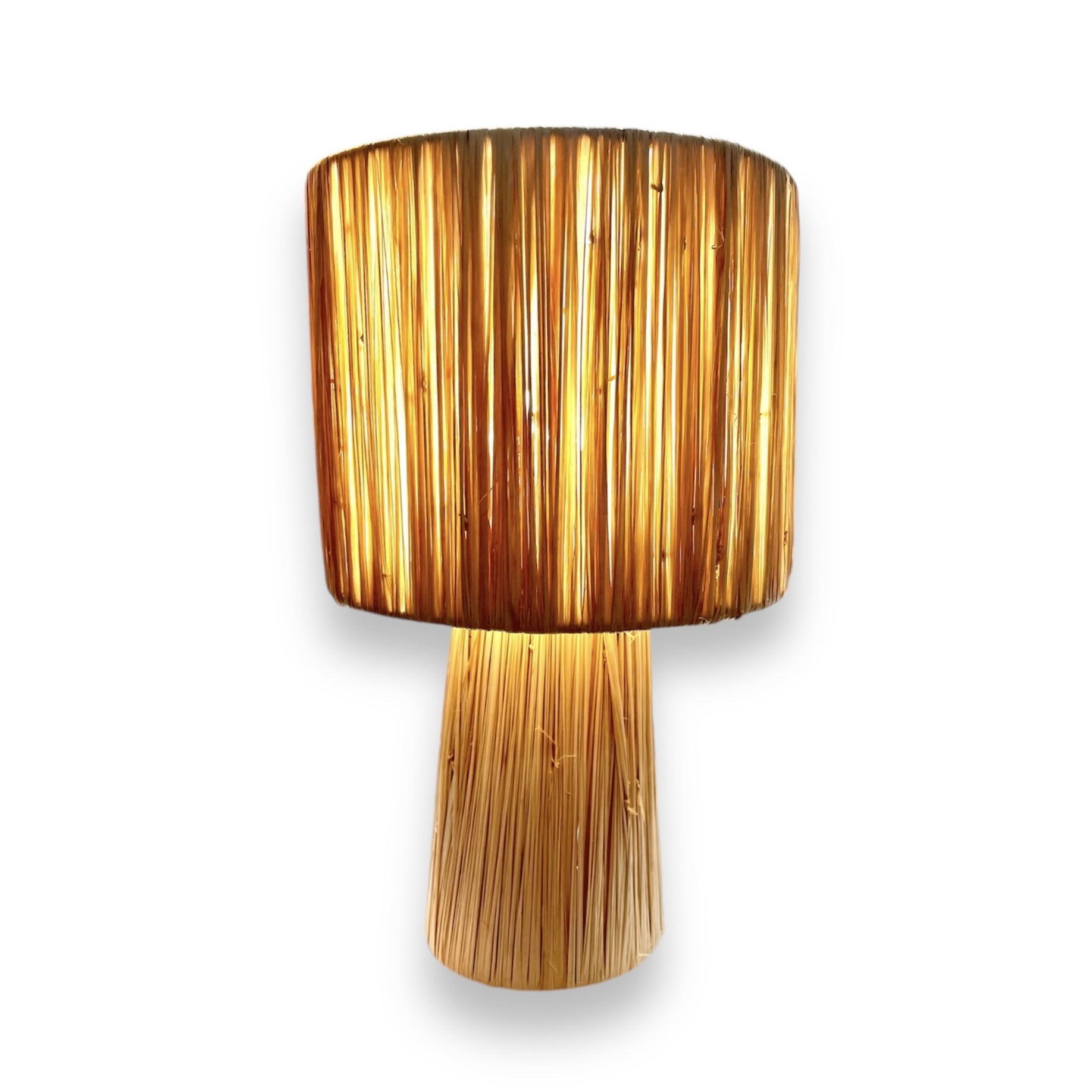 Lampe en raphia STRIPE “artisanat éthique”, “lampe bohème en raphia” et “décoration responsable”