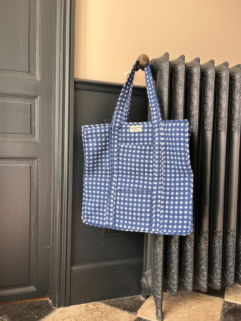 Gand cabas sac molletonne matelasse coton safran bleu fleuri sac a langer kaki violet Inde blockprint Ma jungle Family sac de plage, valise cabine marine fleurs rouges dahlia, vert Frida Kahlo, corail, motif japonais, léopard rose, rouge, guinguette, vintage, pique nique, nappe à carreaux, marine