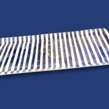 Plat à cake a rayures vert canard et blanche, marine terre cuite céramique, rectangulaire Ma Jungle Family