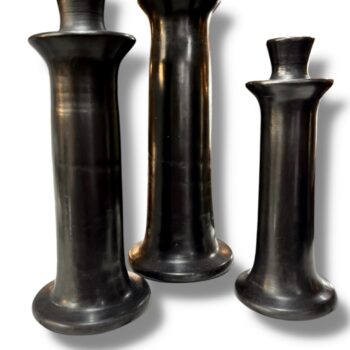 Trio de chandeliers en Tadelakt noir, toucher velours, 3 tailles, deco moderne et contemporain Ma Jungle Family