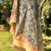paréo sarong indien voile de coton indien leger fleuri doux coloré jane rouge bleu blanc vert orange gris taupe citron bordure decorée pour la plage Ma Jungle family céladon violet Tigre bleu marine
