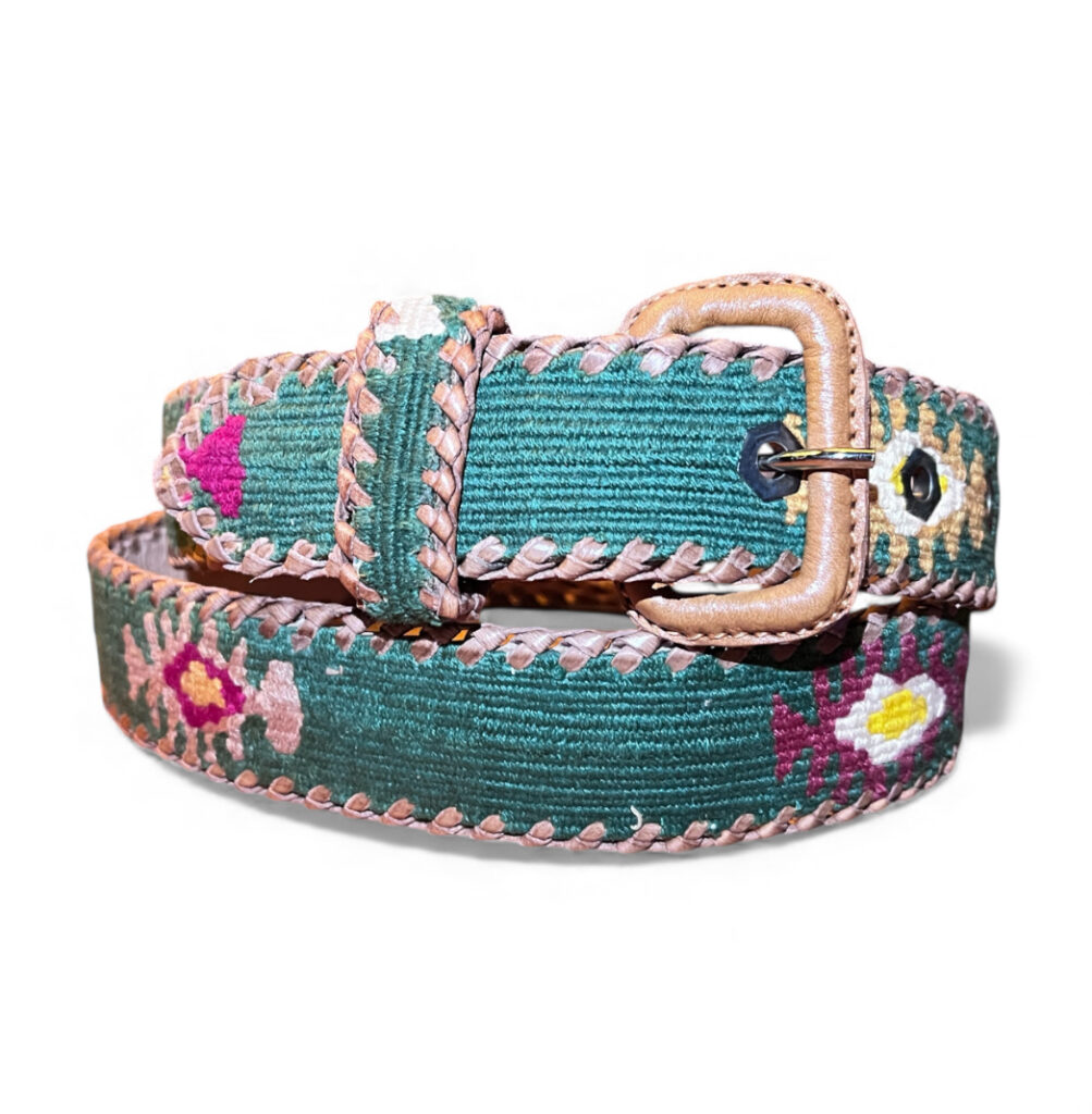Ceinture brodée ethnique, coton tisse a la main, Guatemala, cuir véritable tresse. Là mansa, latch, Ma Jungle Family, l’île bleue, bordeaux, très colorée