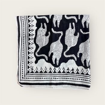 Foulard en voile coton indien imprimés au blockprint en Inde, bleu, moutarde, rouge, bordeaux, vert, rose, fleuris, damiers, tigres, violet, léopard, bellemme collection, au bonheur du jour, Jamini, kirane, Ma Jungle Family