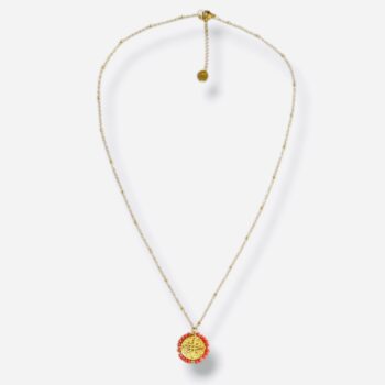 Medaille porte-bonheur, Santa Maria, rose des vents, perles corail, chaîne dorée avec des perles dorées, Ma Jungle Family, palas