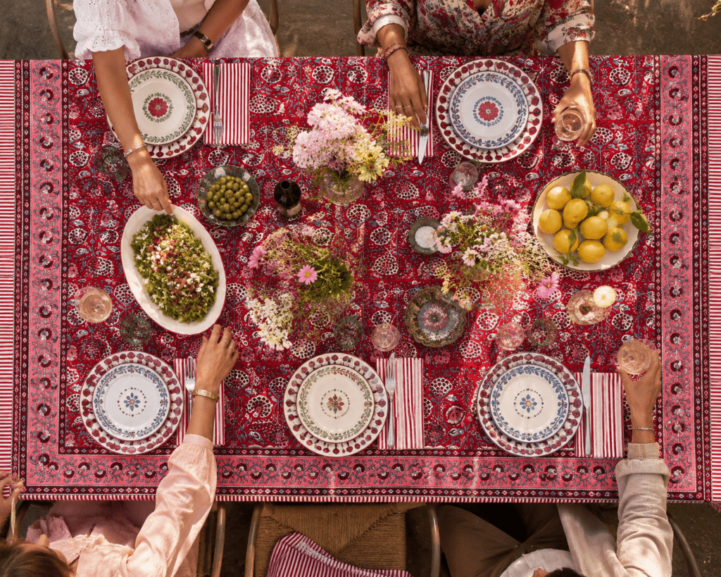 Nappe indienne rouge intense deco boheme