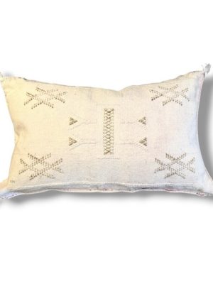 Housse de Coussin berbère en fibre de cactus sabra fait main au Maroc artisanat broderie rose pale design bohème décoration bohème MA Jungle Family