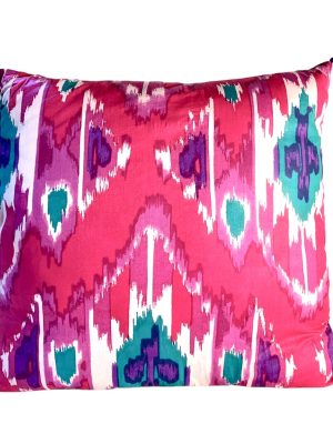 housse de coissin ikat en soie et coton rose fuschia turquoise violet blanc pompon ouzbekistan